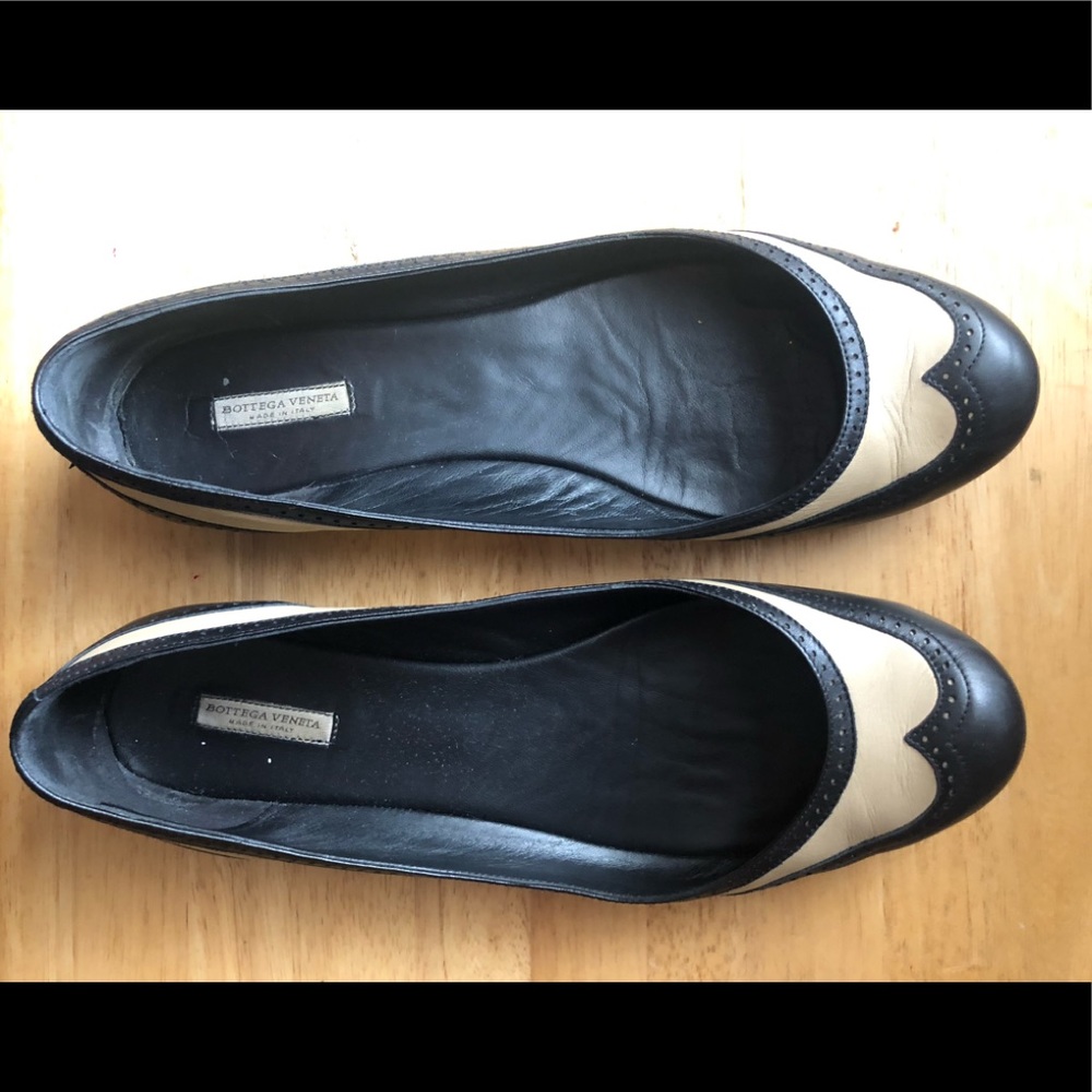 Bottega Veneta Spectator Ballet Flats Size 39.5